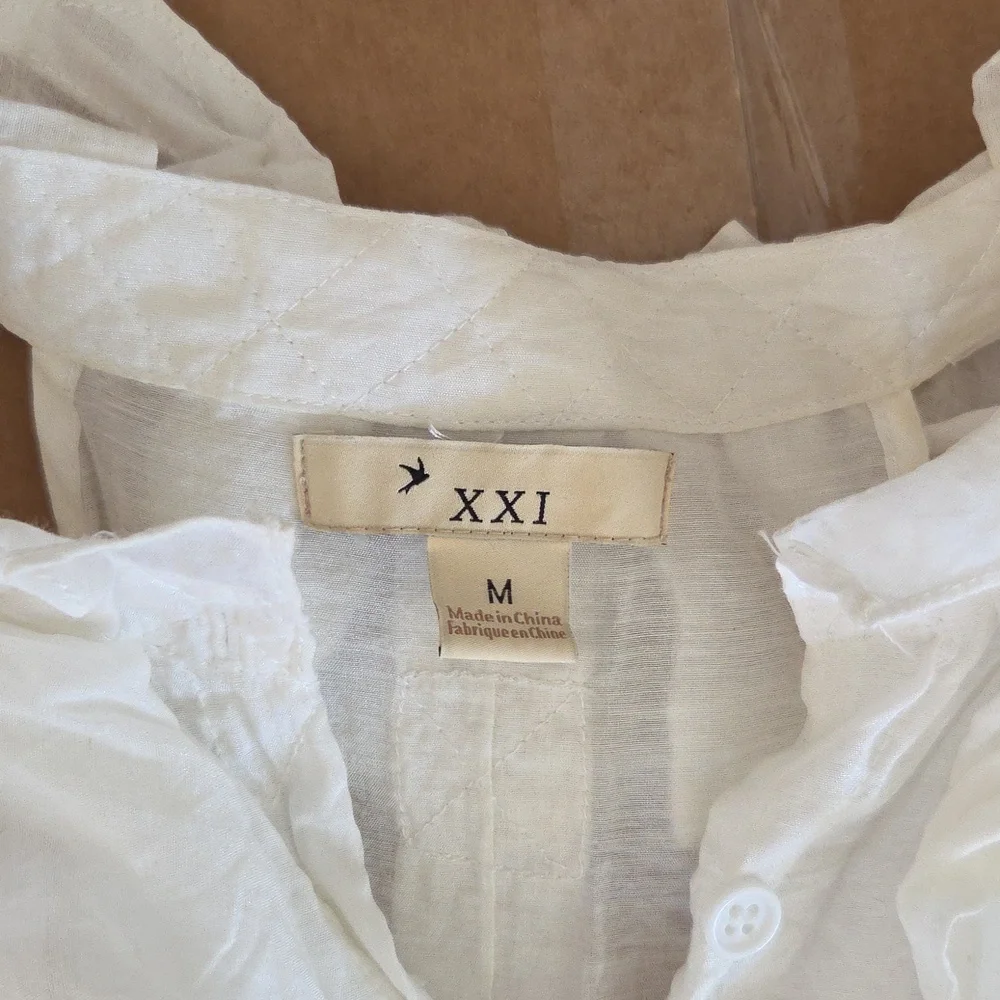 White Ruffled Button-Down Blouse - Picture 3 of 8